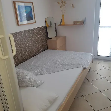 Janja Lägenhet Vodice