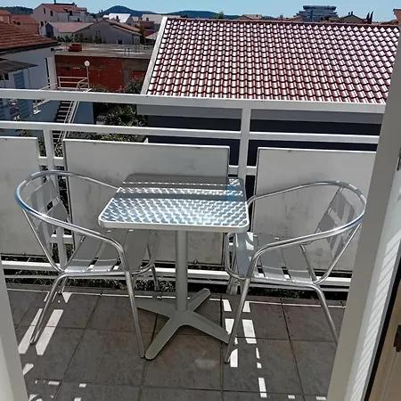 Janja Apartment *