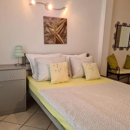 Janja Apartment *