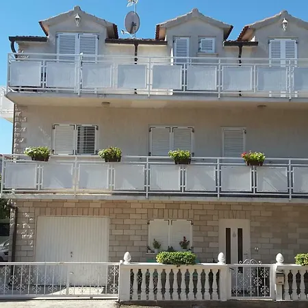 Janja Apartment Vodice
